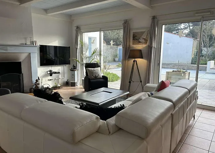 Gu000-07l - 4 Pieces - 6 Couchages * La Gueriniere